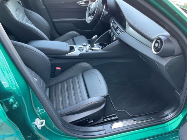 Fahrzeugabbildung Alfa Romeo Giulia 2.0Turbo 16V Intensa Q4 Autom. Kamera, Te