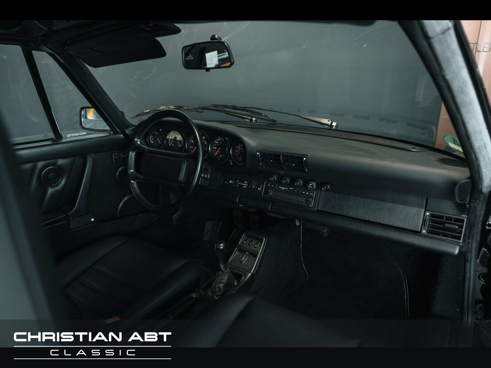 Fahrzeugabbildung Porsche 964 Carrera 2 Targa deutsches Fahrzeug * 1 Hand