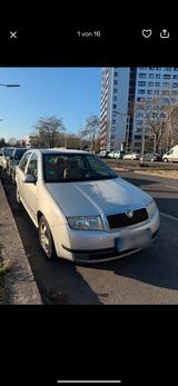 Skoda Fabia 1.4 Benzin 2001 BJ - Skoda Fabia aus 2001: 1.4