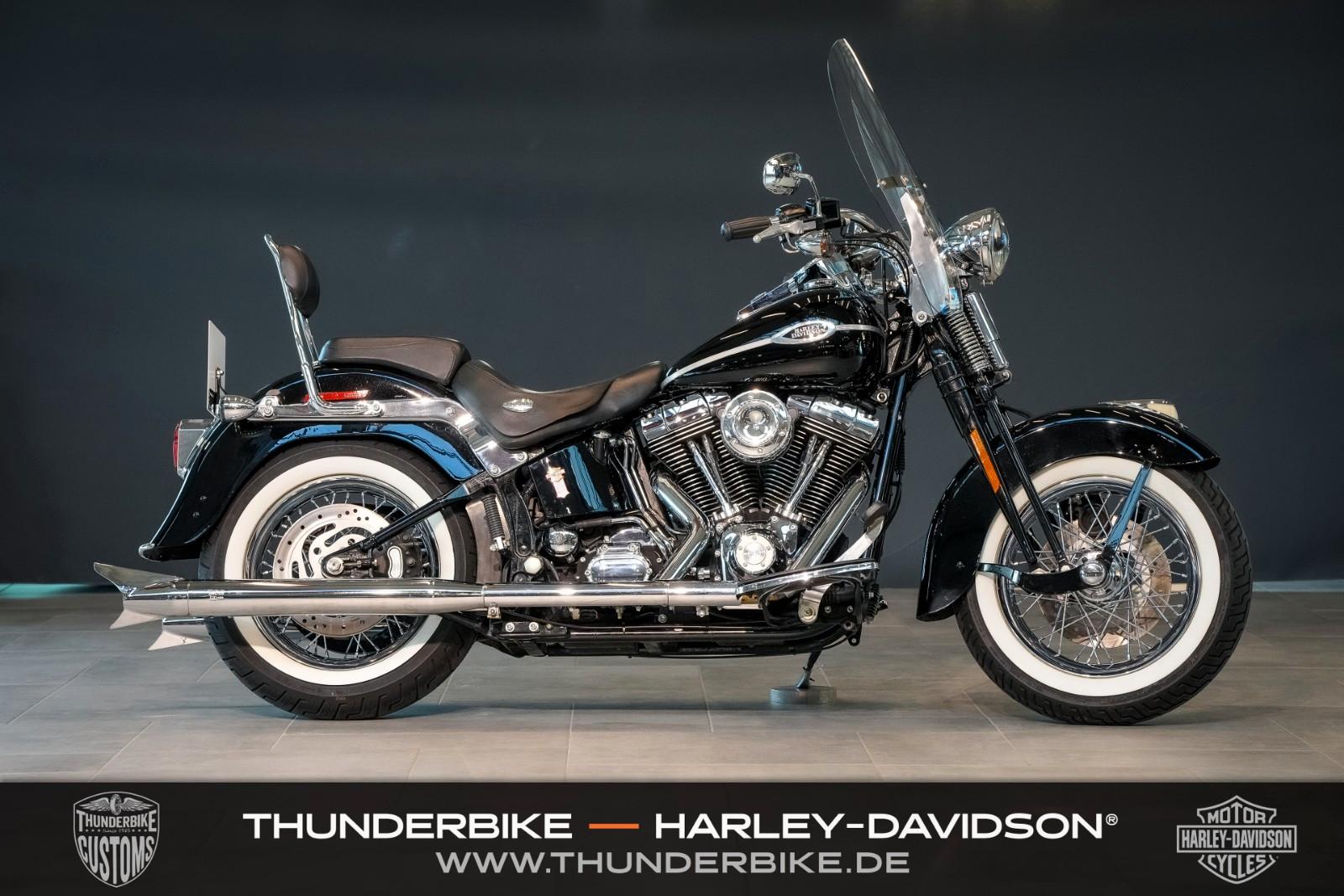 Harley-Davidson Softail FLSTSCI Heritage Springer m Auspuff MCJ