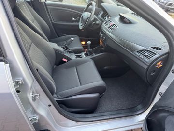 Bild 22 Renault Megane III Lim. 5-trg. Expression