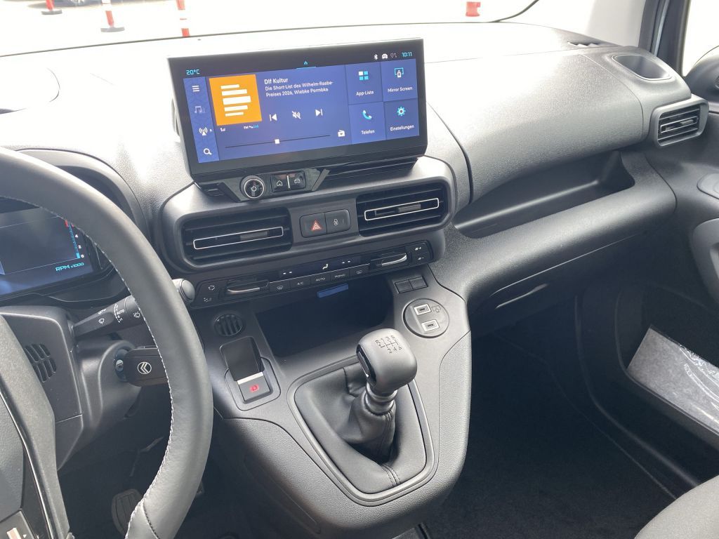 Fahrzeugabbildung Citroën Berlingo M Benzin 110 PLUS *Sitzh.*Rückfahrkam*
