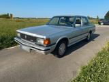 Toyota Crown 2,8 i - Toyota Crown: Limousine
