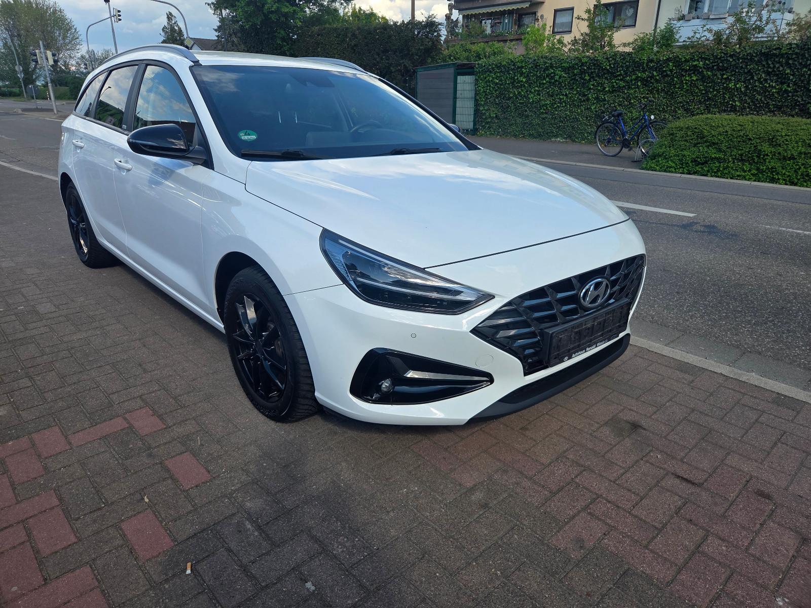 Hyundai i30 cw Intro Edition
