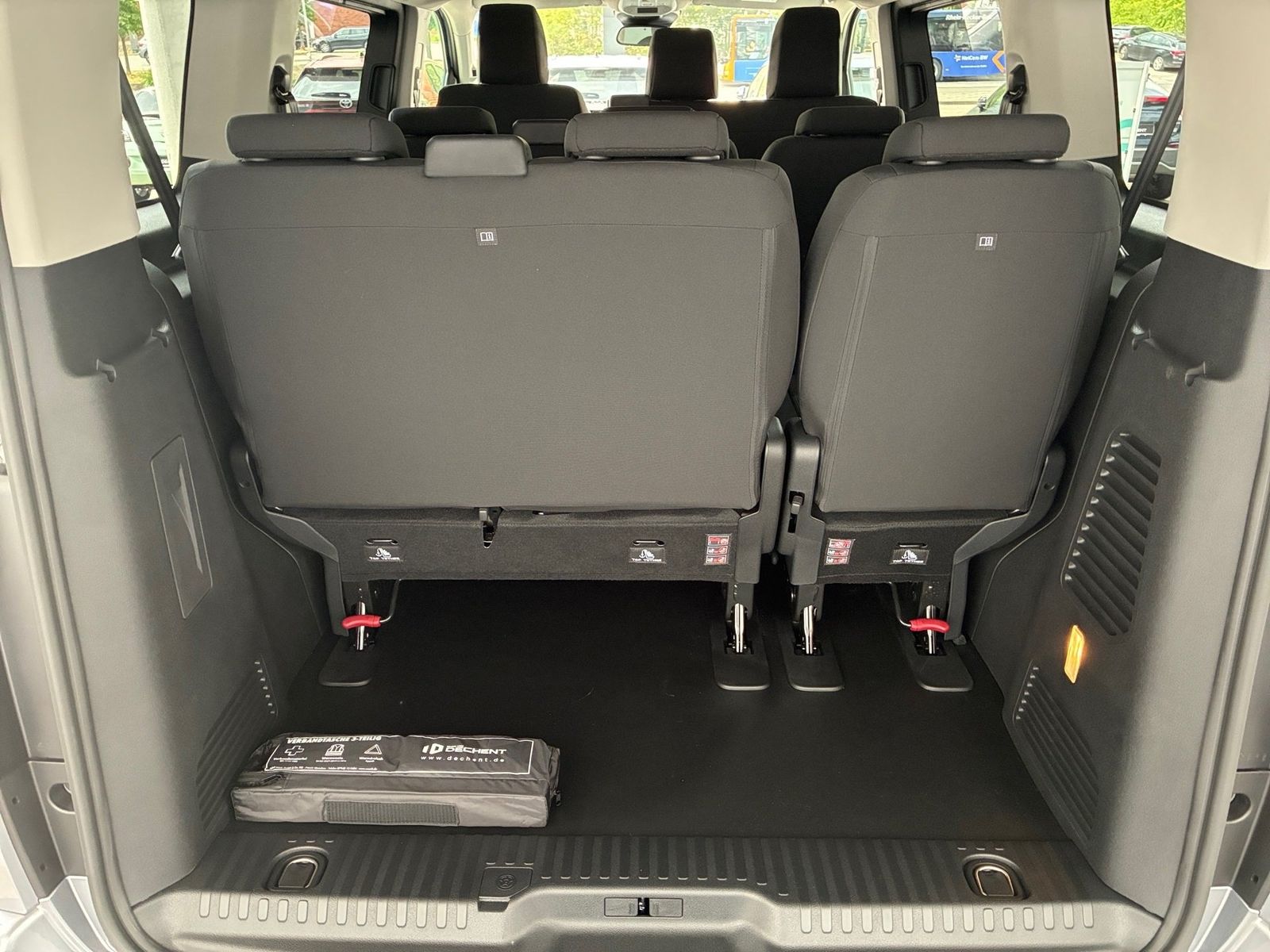 Fahrzeugabbildung Opel Zafira Life 2.2 Diesel (L2) Edition M Kamera,LED