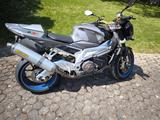 Aprilia RSV 1000Tuono - Aprilia RSV 1000 Tuono R
