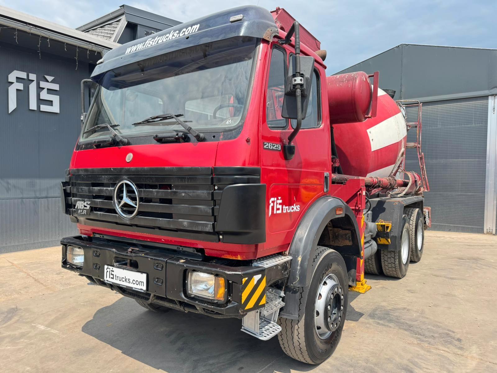 Mercedes-Benz 2635 V8 6x4 mixer 7m3 - Putzmeister pum