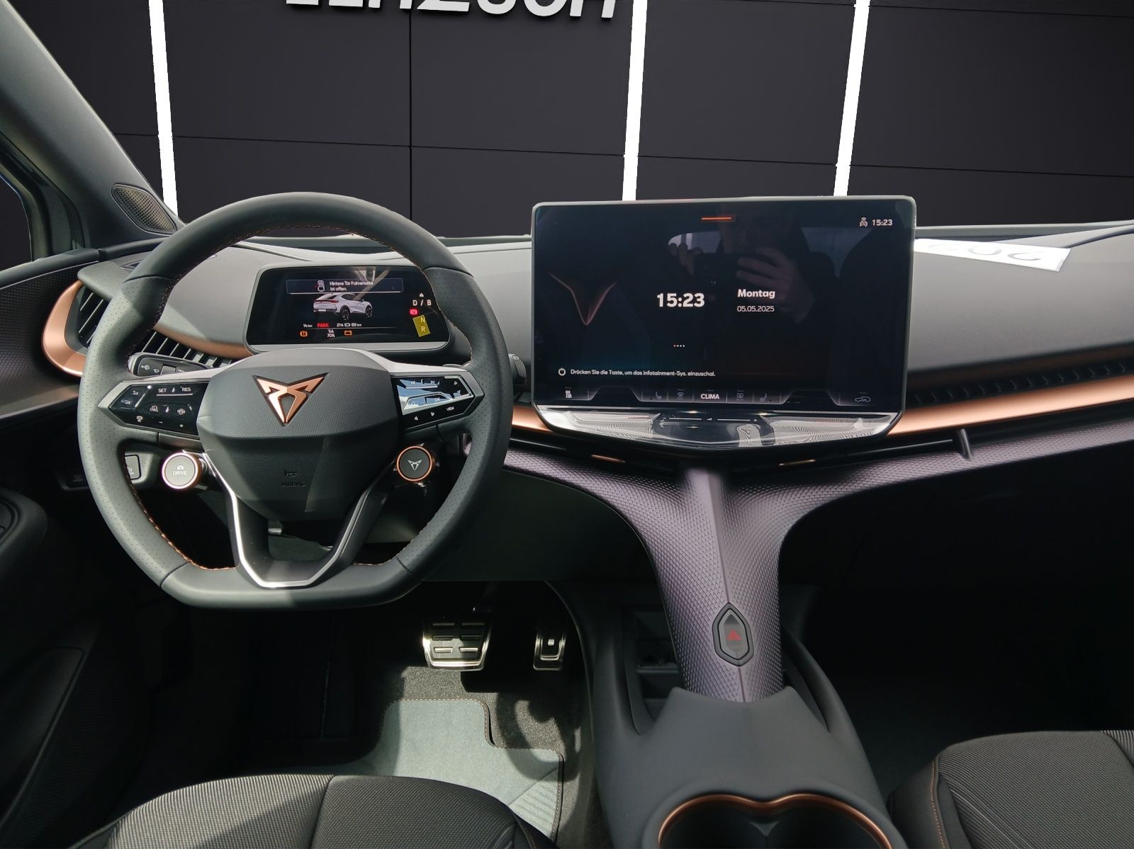 Fahrzeugabbildung CUPRA Tavascan VZ 4Drive BelowZero