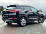 Hyundai Tucson 2WD Navi Rkam 1.Hand Sitzheiz TopZustand - Hyundai Gebrauchtwagen in Frankfurt