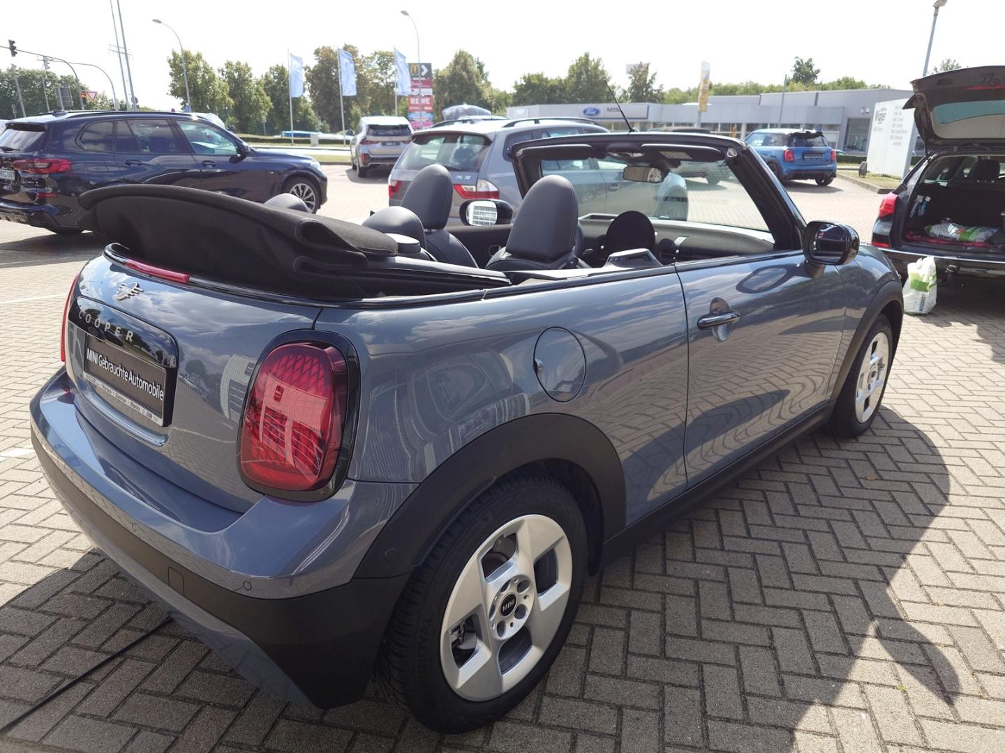 MINI Cooper Cabrio Classic Trim/LED/HUD/RFK
