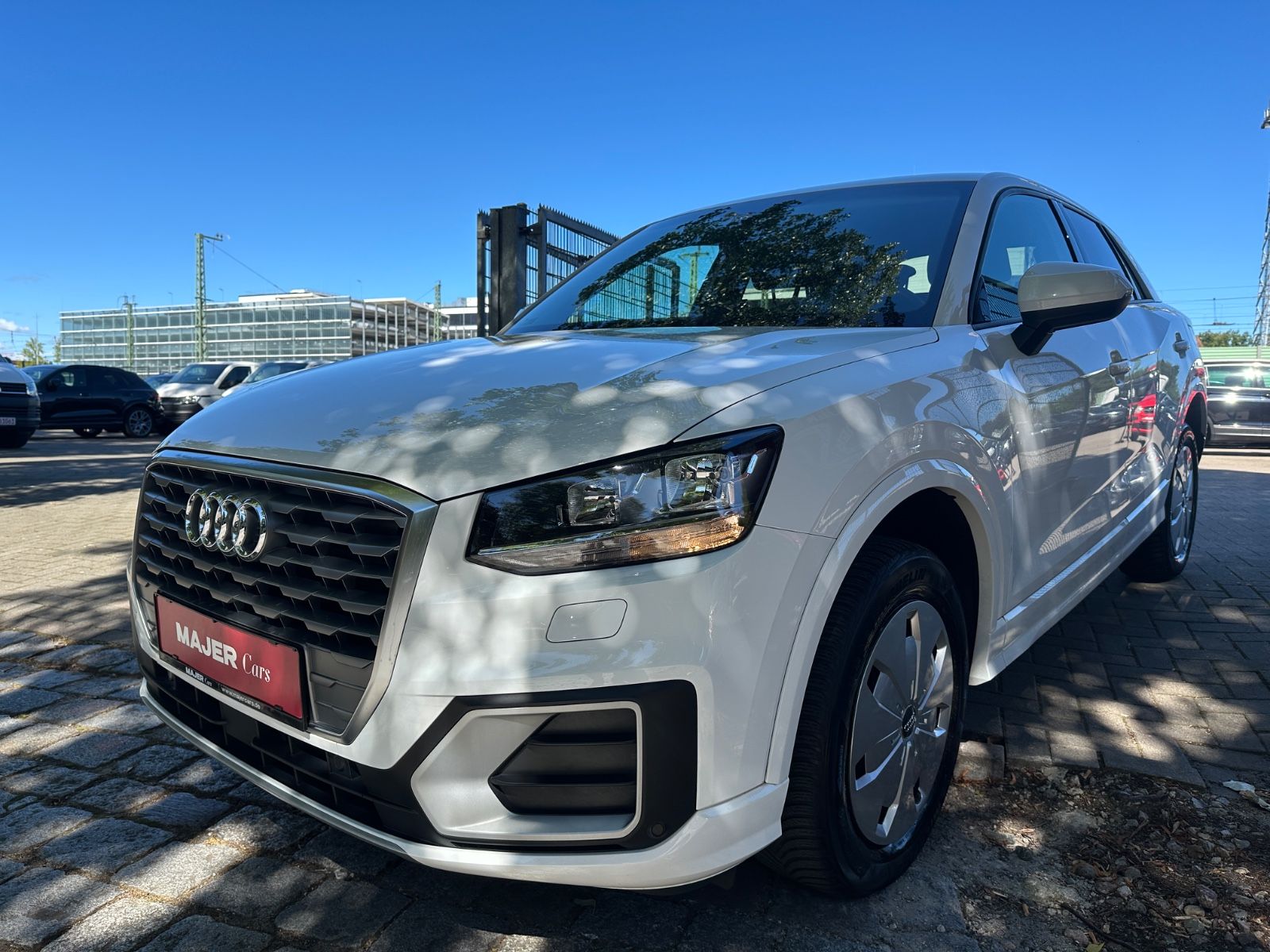 Fahrzeugabbildung Audi Q2 Sport*PDC*TEMPO*SHZ*SPORTSITZE