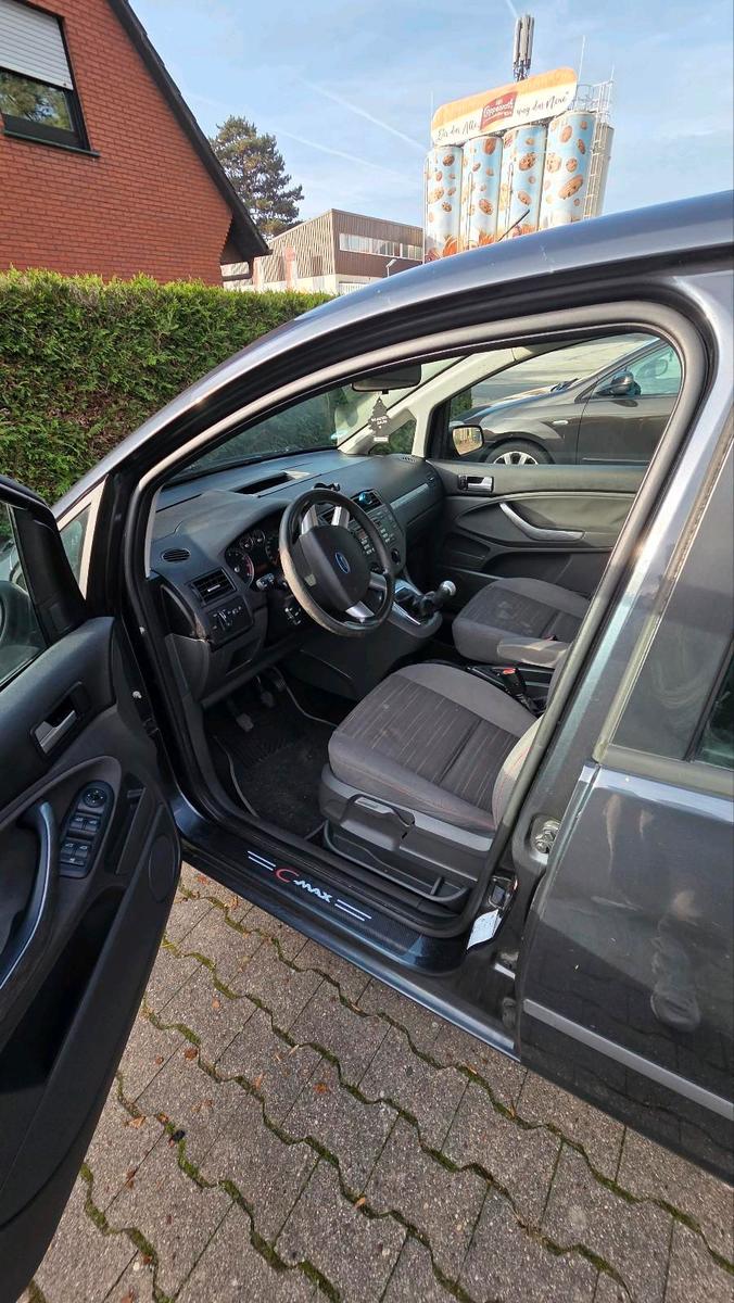 Ford Focus 2007 — photo 5