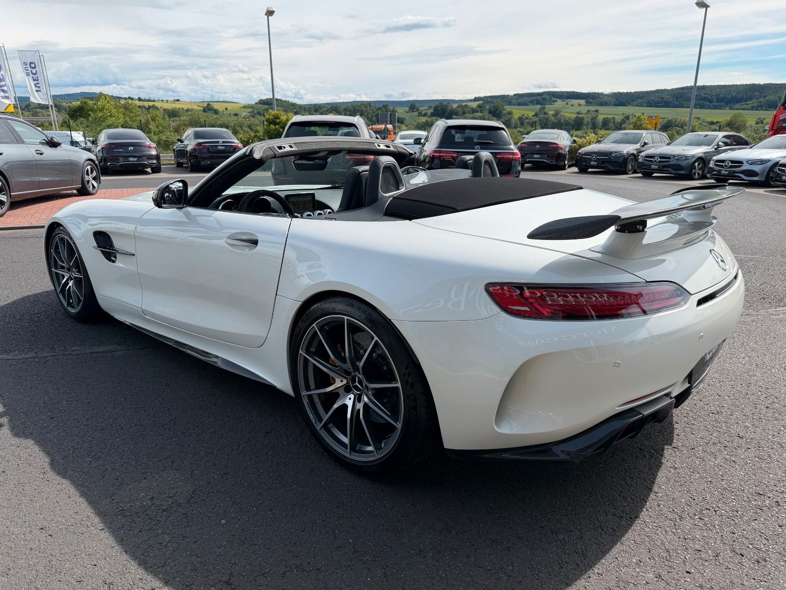 Fahrzeugabbildung Mercedes-Benz AMG GT C Roadster+GTR+Umbau+Keramik+Distr+RFK