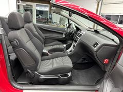 Fahrzeugabbildung Peugeot 307 CC 2.0 Cabrio-Coupe Sport / Klimaauto SHZ