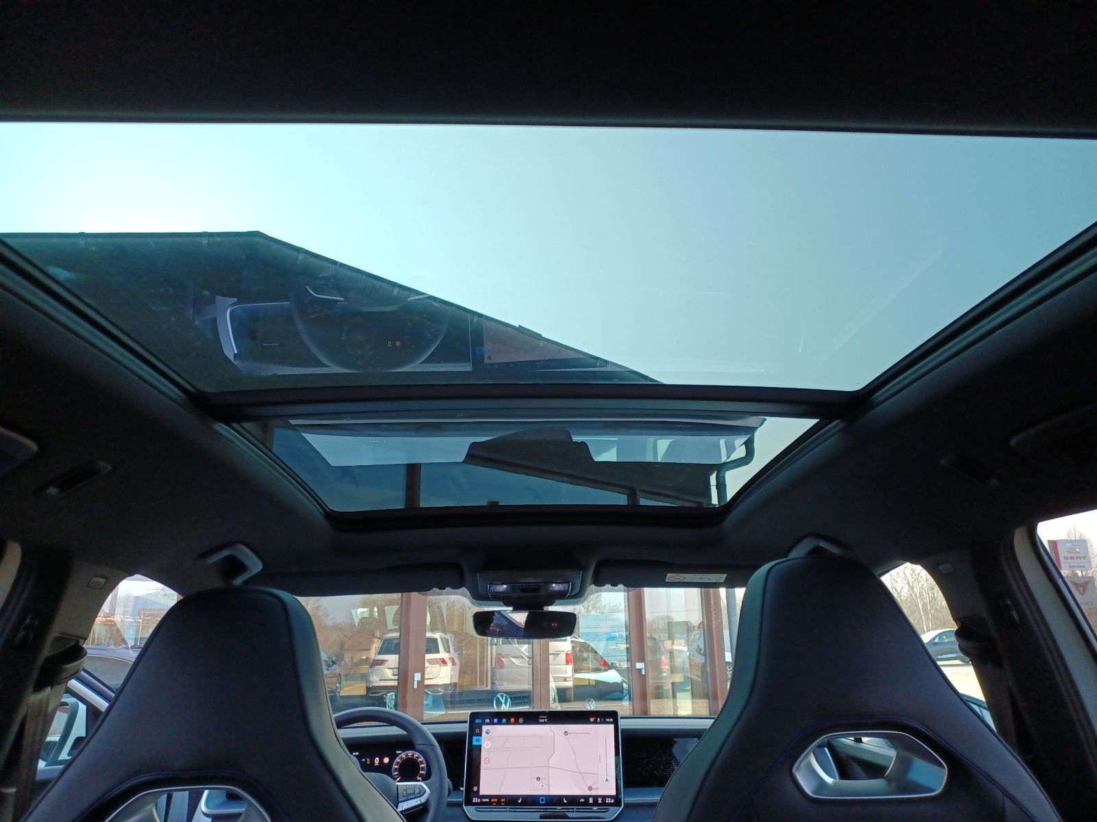 Fahrzeugabbildung Volkswagen Tayron TDI R-Line DSG 4M AHK STH