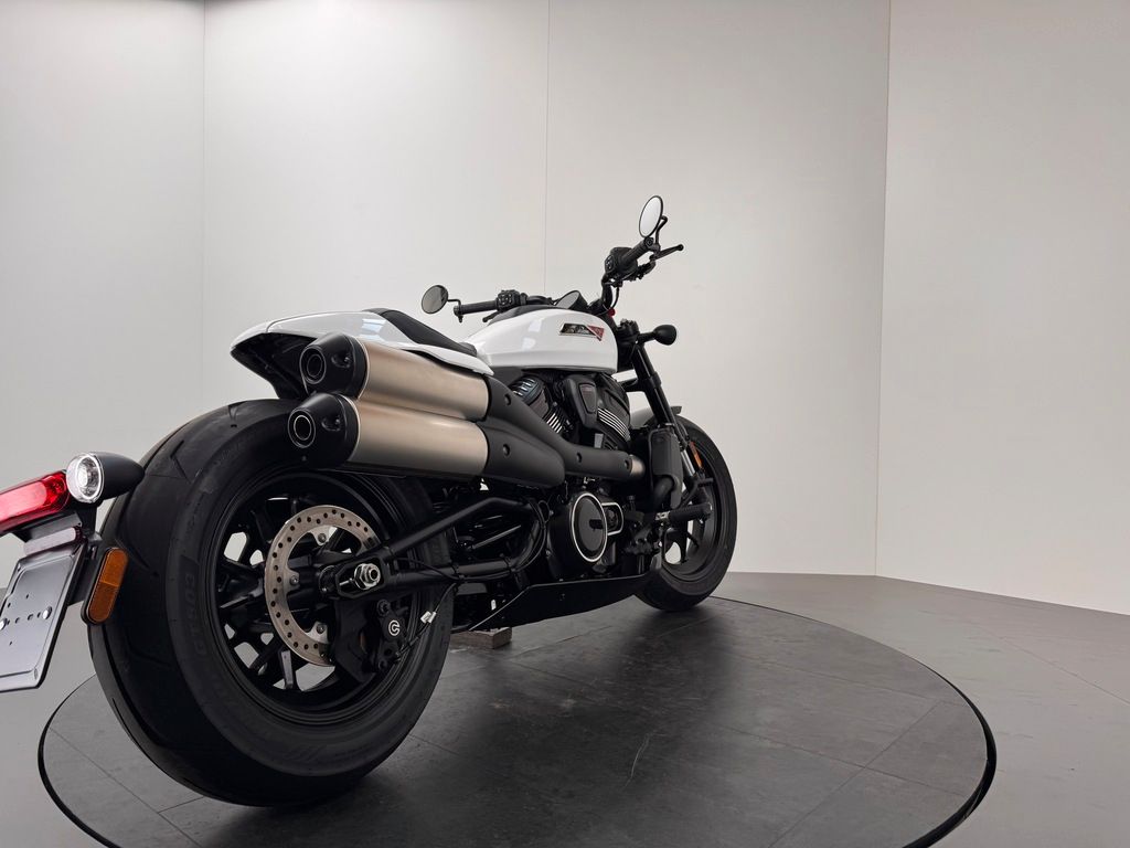 Fahrzeugabbildung Harley-Davidson SPORTSTER S RH1250 S *NEUWERTIG *TAGESZULASSUNG