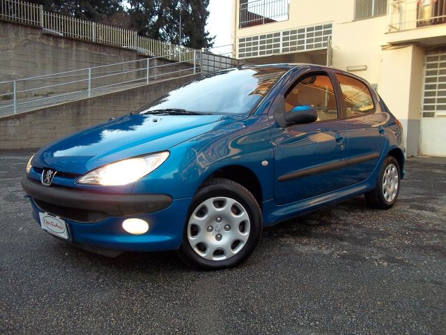 Peugeot 206 1.1 5p. XT 126.700km ok neopatentati