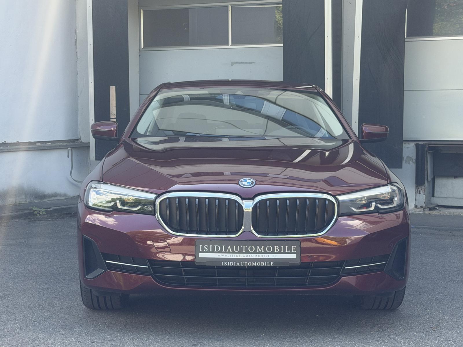 BMW 530 e xDrive Individual LED Live-Cockpit Kamera 