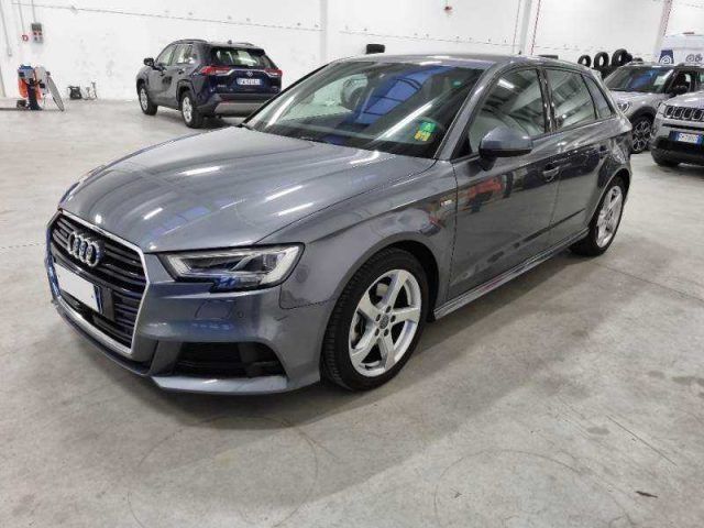 Audi AUDI A3 SPB 40 TDI quattro S tronic Sport