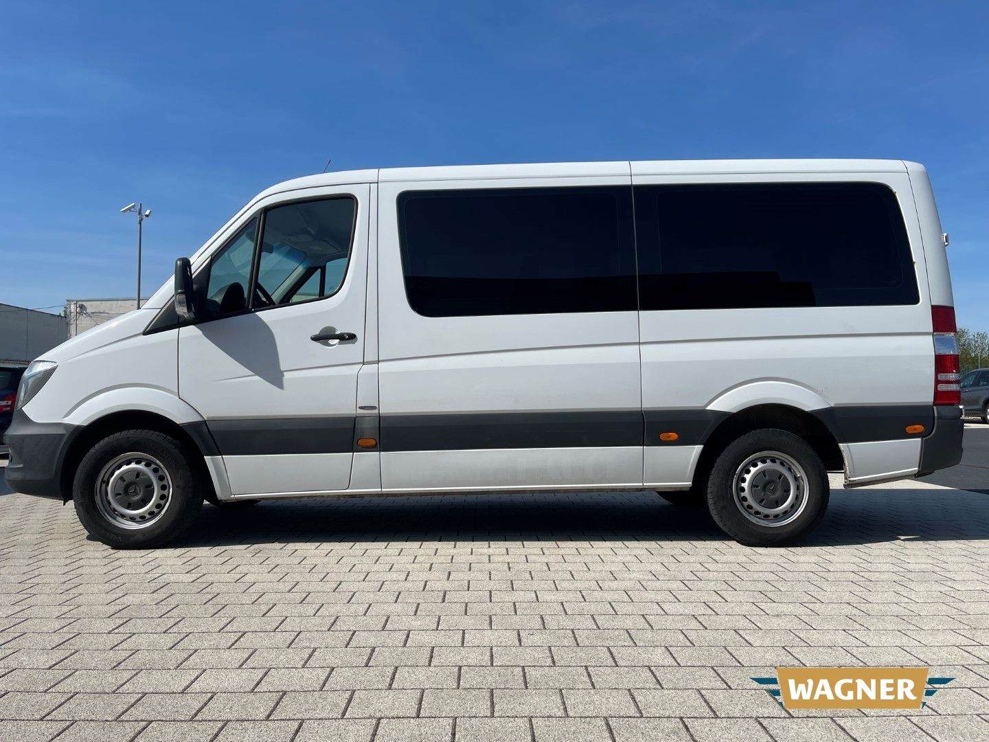 Fahrzeugabbildung Mercedes-Benz Sprinter II Kombi 214 CDI Klima 9-Sitzer