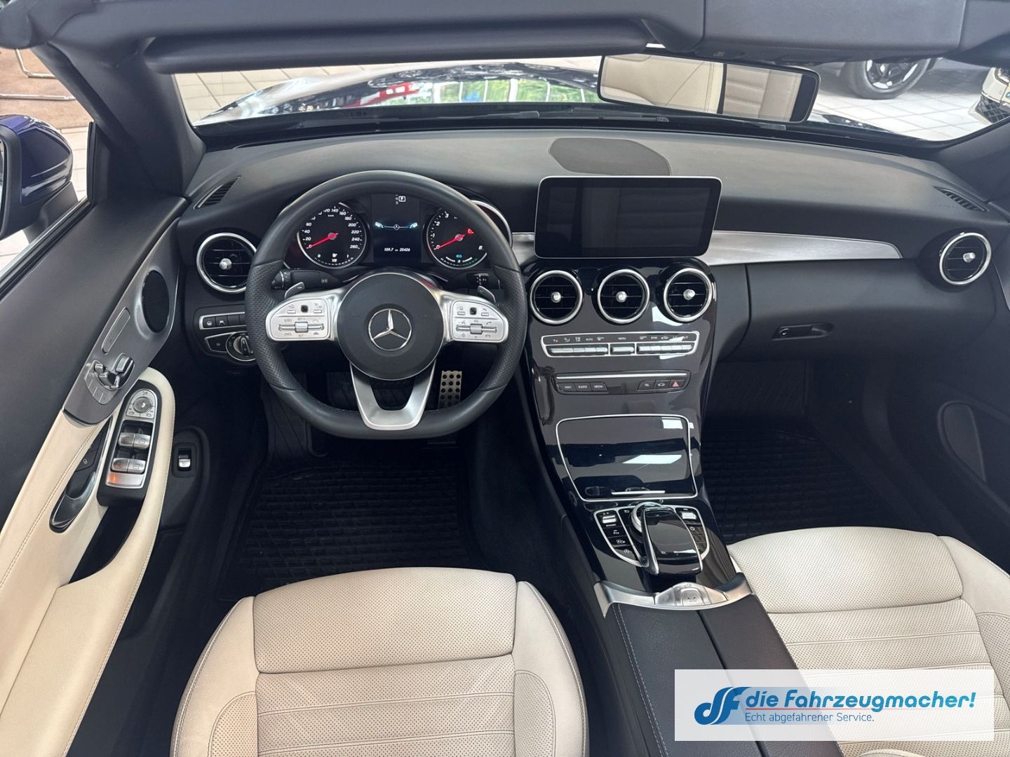 Fahrzeugabbildung Mercedes-Benz C 200 Cabrio 4Matic Sportpaket AMG LED Leder Mem