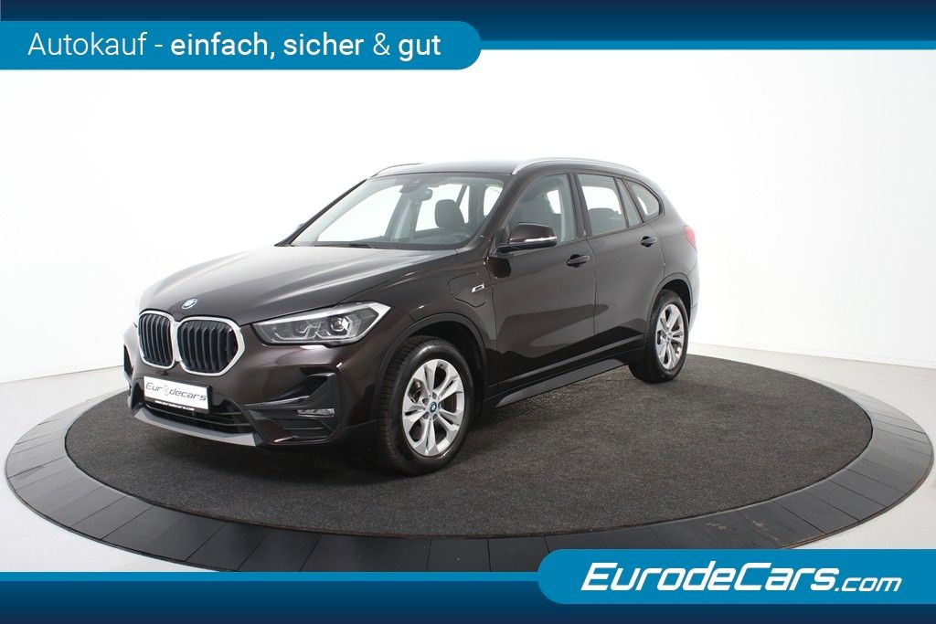 BMW X1 xDrive25e *1.Hand*Navi*Park ass.*Standheizung foto 5
