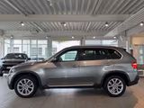 BMW X5 xDrive48i*KLIMAAUT.*NAVI*LEDER*HEAD-UP*350PS* - BMW X5 aus 2009