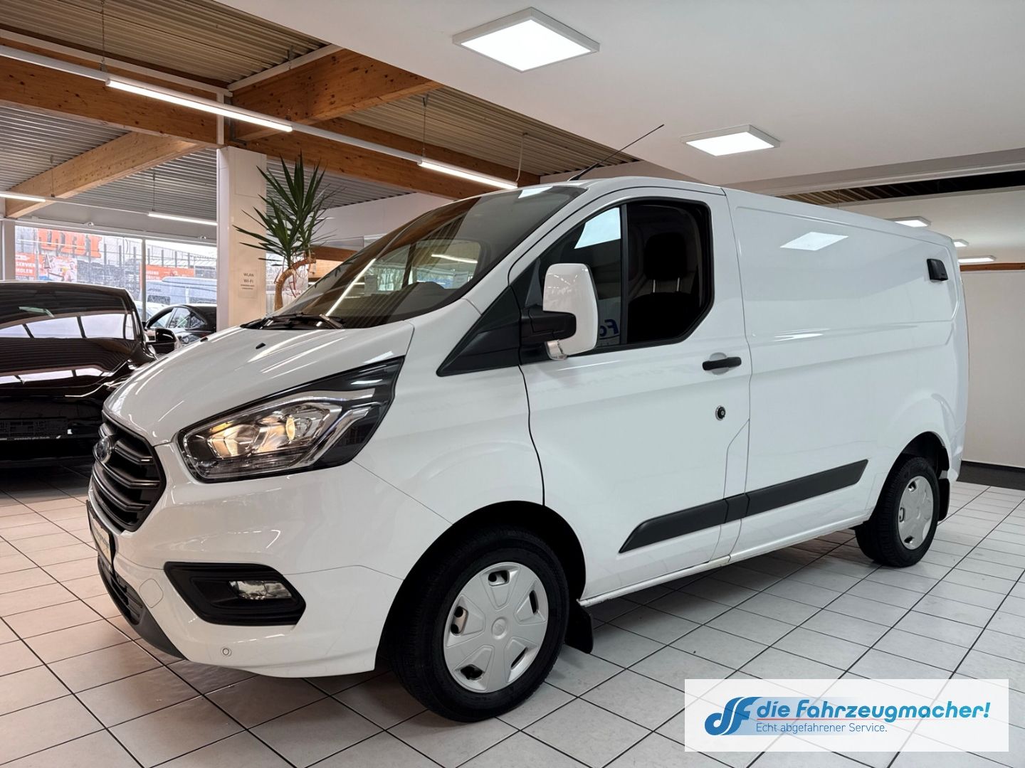 Fahrzeugabbildung Ford Transit Custom Kasten 280 L1 Trend WERKSTATT Tem