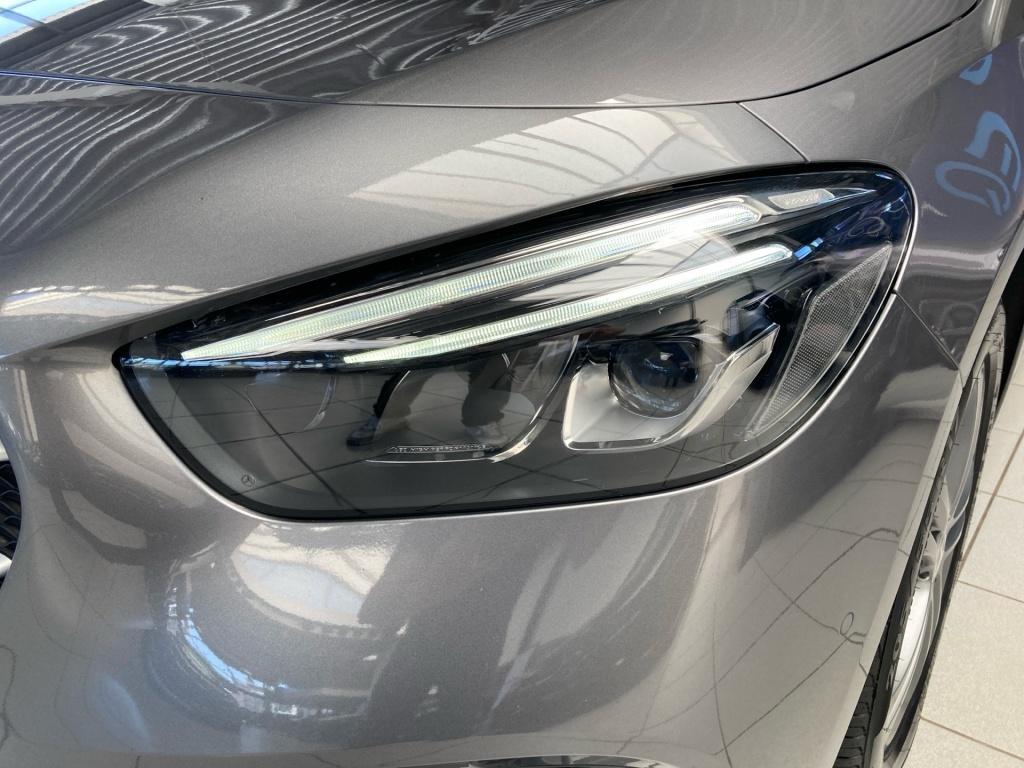 Mercedes-Benz B 180 d Progressive+Ambiente+AHK+CarPlay+LED+++