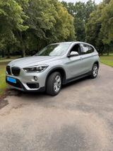 BMW X1 xDrive20i Automatik - Unfallfrei  - BMW X1 in Chemnitz