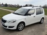 Skoda Praktik 1.4 L  - weiße Skoda Praktik