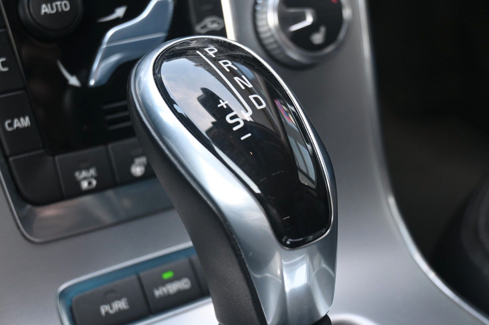 Fahrzeugabbildung Volvo **Mietkauf**V60D6*Sum*SD*NAVI*STHZ*E-KZ*Diesel