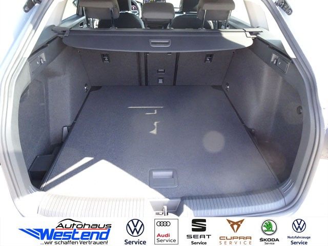Fahrzeugabbildung Volkswagen Golf Var. Life 2.0l TDI 110kW DSG Navi LED