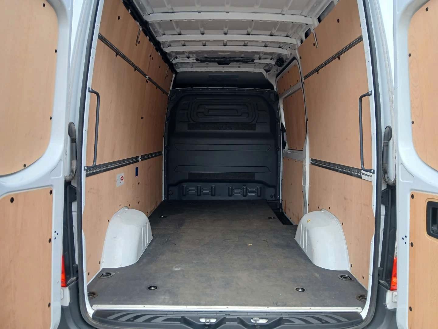 Fahrzeugabbildung Mercedes-Benz Sprinter III Kasten MBUX Kamera Tempomat Totwkl.