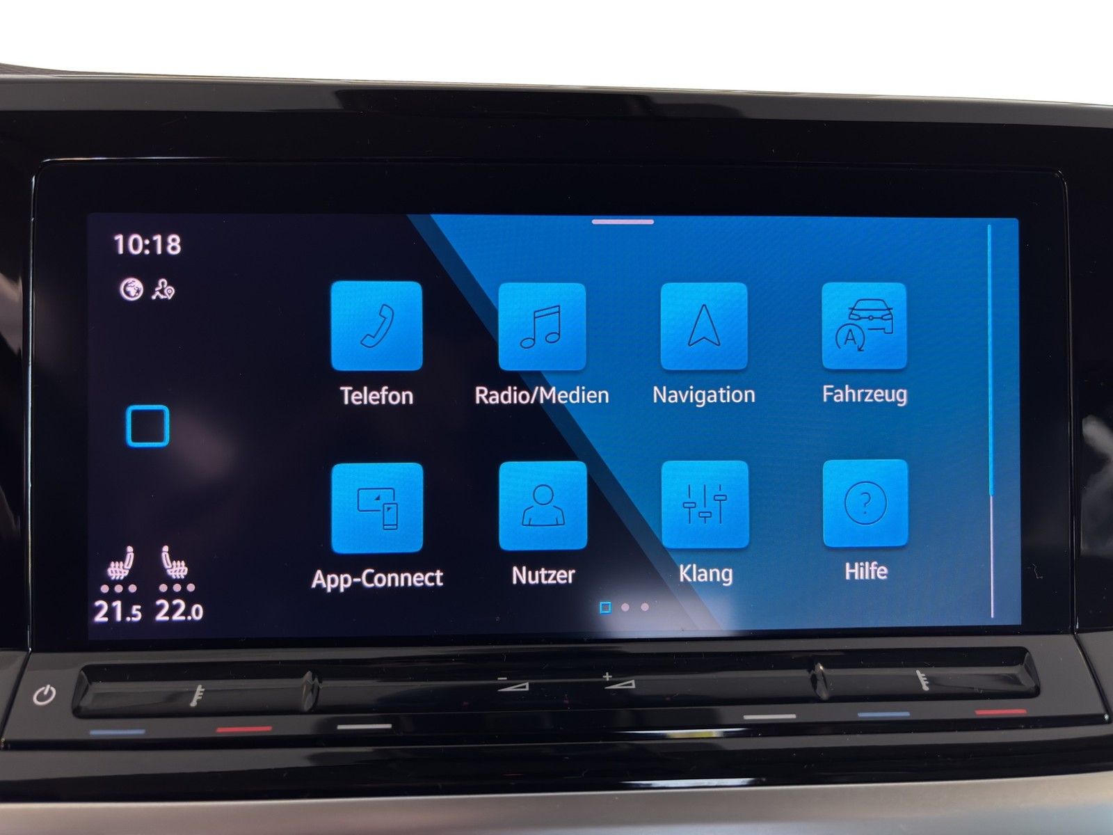 Volkswagen T7 Multivan 1.5 TSI Edition DSG MATRIX NAVI LM foto 18