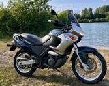Aprilia Pegaso I.E. 650 nur13t km Sitzhöhe87cm Topzustan - Angebote entsprechen deinen Suchkriterien