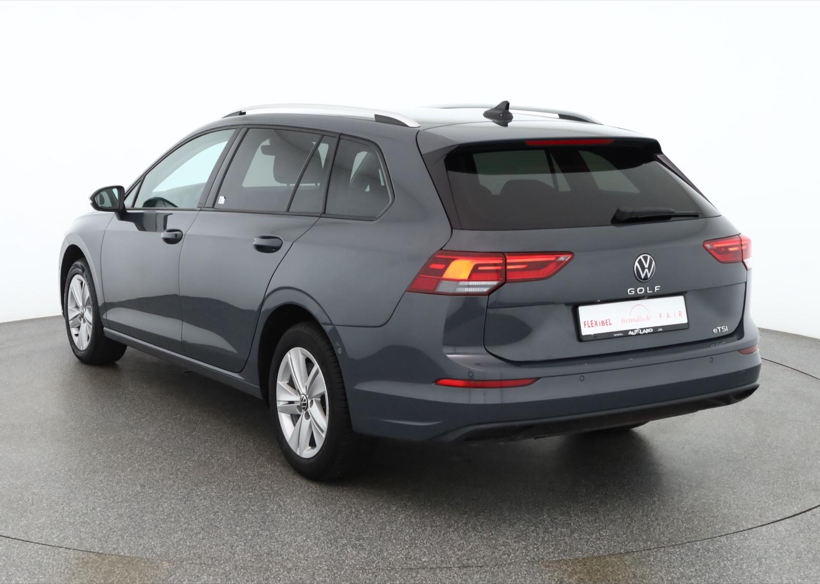 Volkswagen Golf VIII Variant 1.5 eTSI DSG Life LED Navi AHK, миниатюра 3