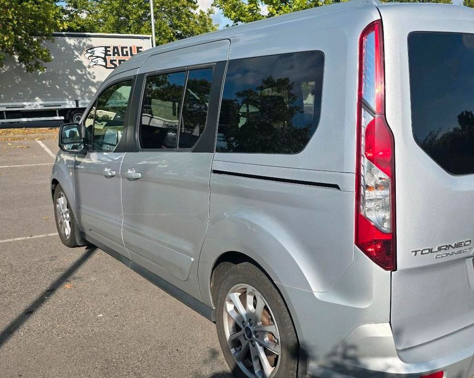 Image of Ford Tourneo Connect