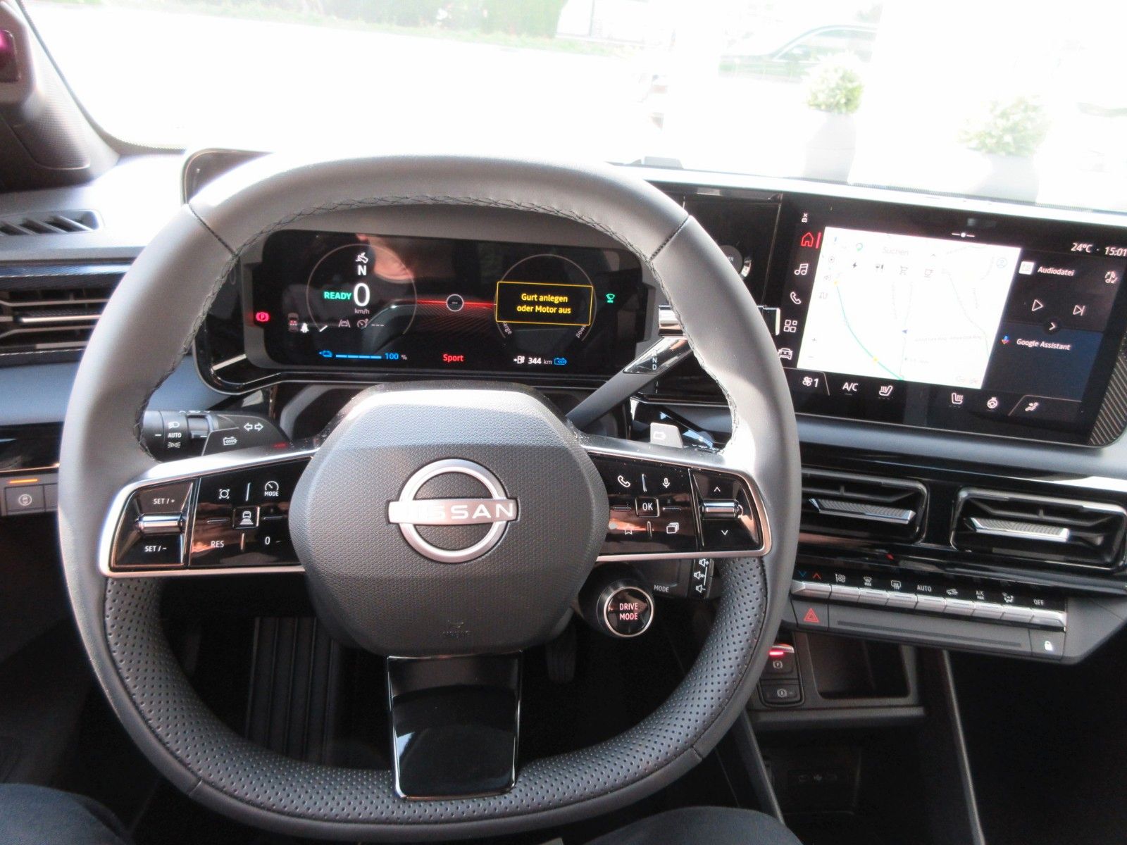 Fahrzeugabbildung Nissan Micra Evolve 52kWh 150PS AT Automatik