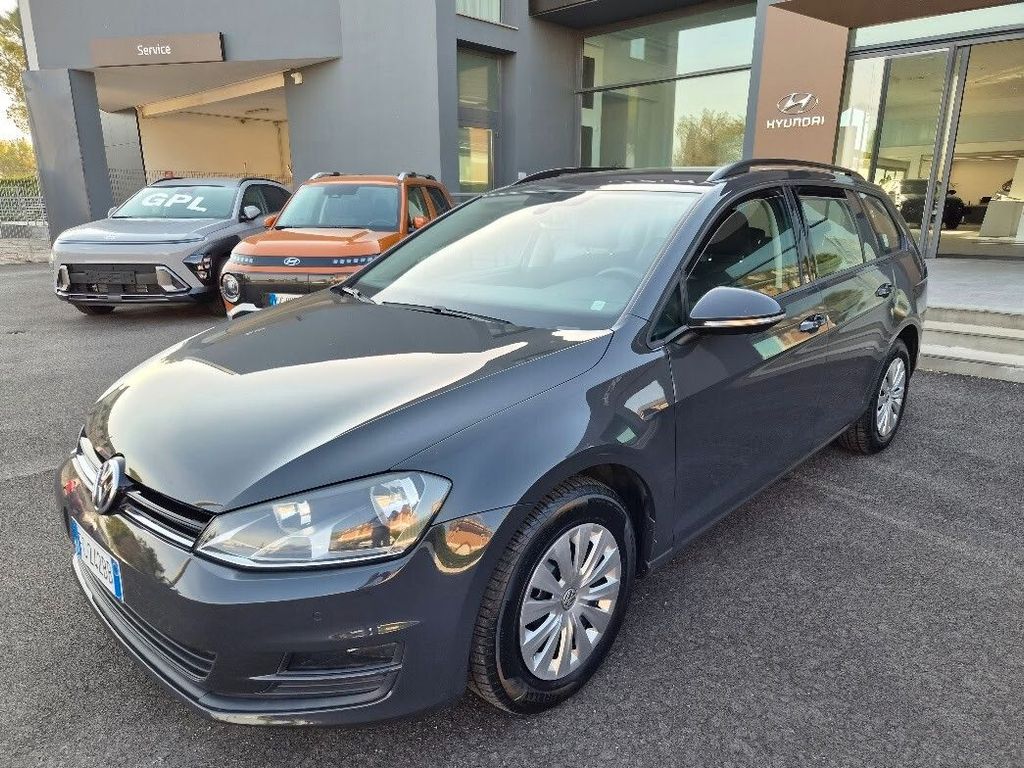 Image of Volkswagen Golf
