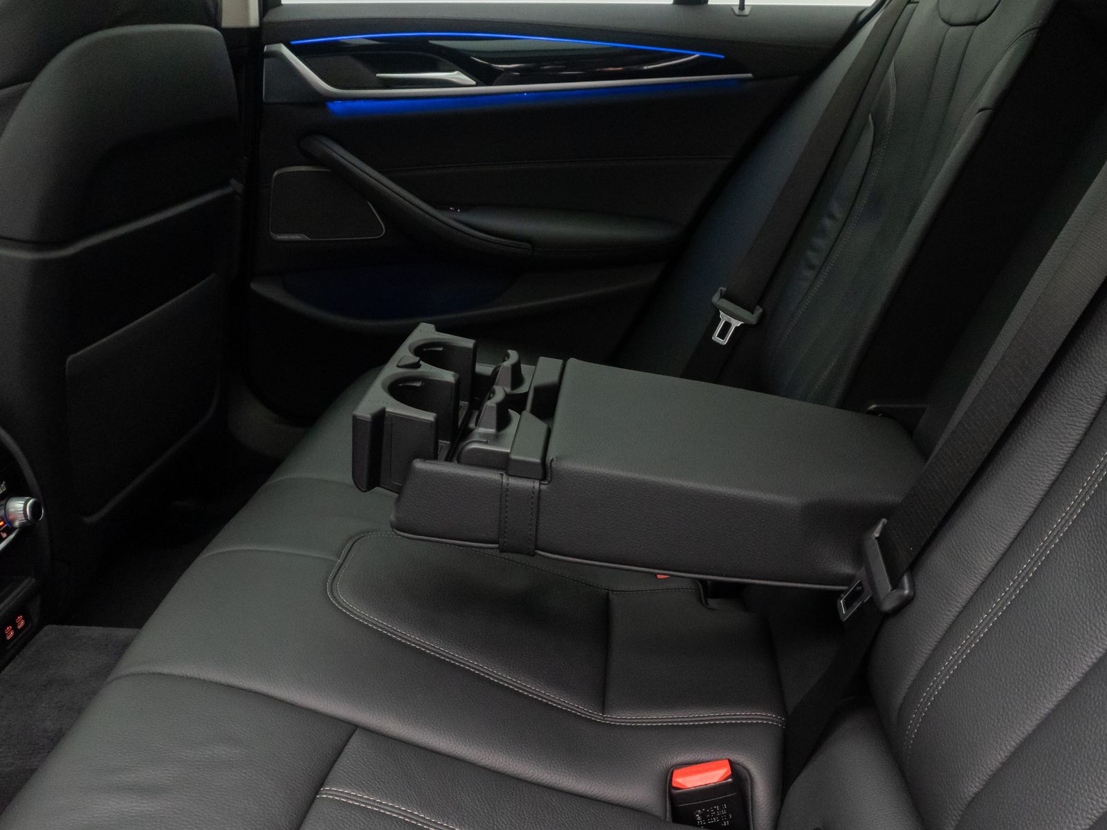 Fahrzeugabbildung BMW 540i xD Luxury Line Laser DAB Massage Kamera H/K