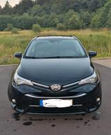Toyota Avensis zu verkaufen - gebrauchte Toyota Avensis aus dem Jahr 2016