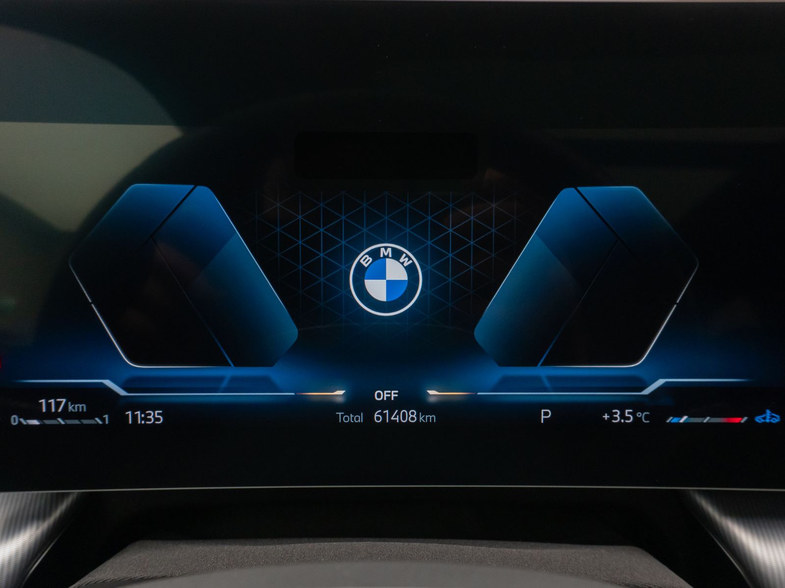 Fahrzeugabbildung BMW X1 xD23i xLine Panorama 360°HUD DAB H/K Sport