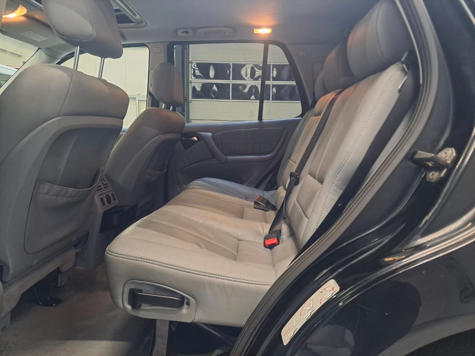 Mercedes-Benz ML270 2004 — photo 11