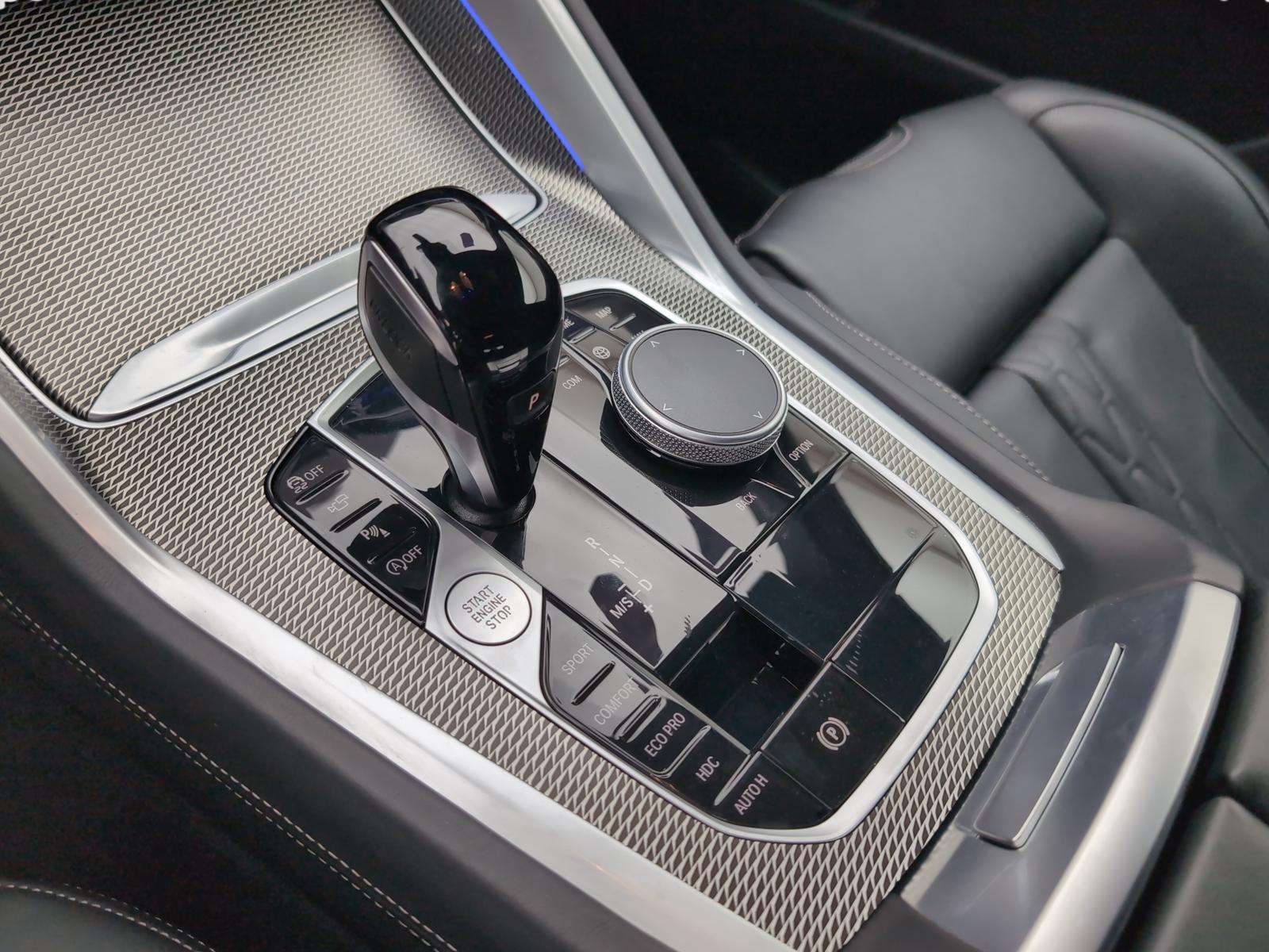 BMW X6 M50i Standheizung Massage AHK Harman/K Laser