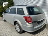 Opel Astra H Caravan Edition - Opel Astra mit Diesel-Antrieb: Gold, Kombi