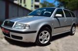 Skoda Octavia Combi Tour,1.6/102 PS,Schiebedach,Tempom - Skoda Octavia aus 2005: Tour