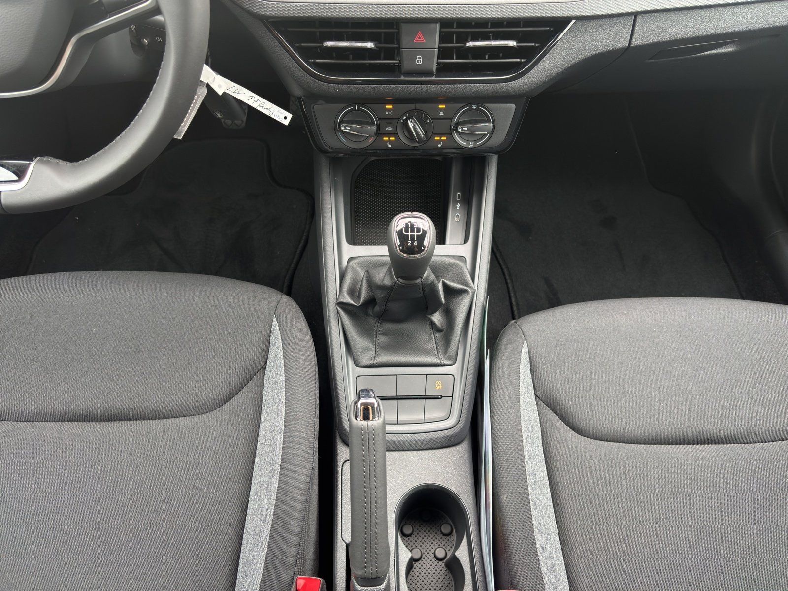 Fahrzeugabbildung SKODA Scala Essence 1,0 TSI 70 kW