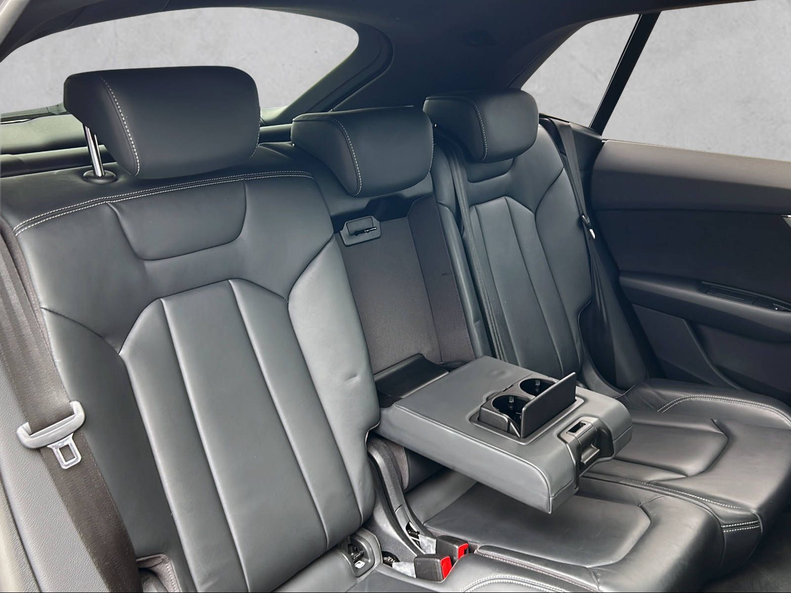 Fahrzeugabbildung Audi Q8 55 TFSI S-LINE*B&O*SOFT CLOSE* 360° *PANO AHK