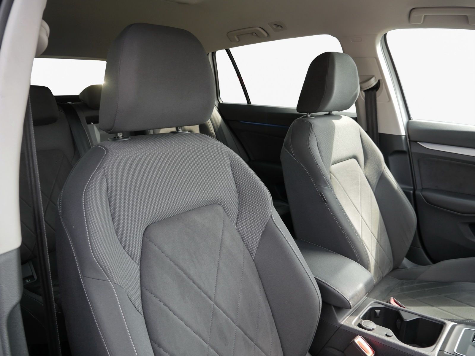 Volkswagen Golf - Bild 10